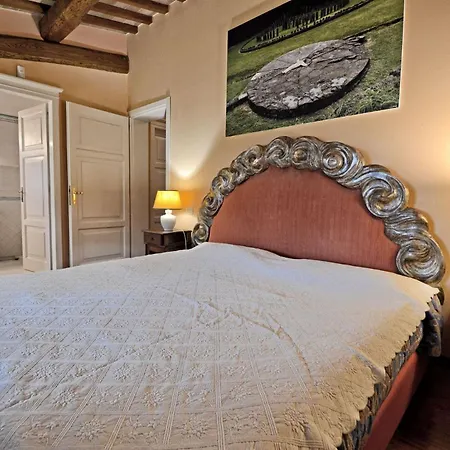Santa Chiara Villa *